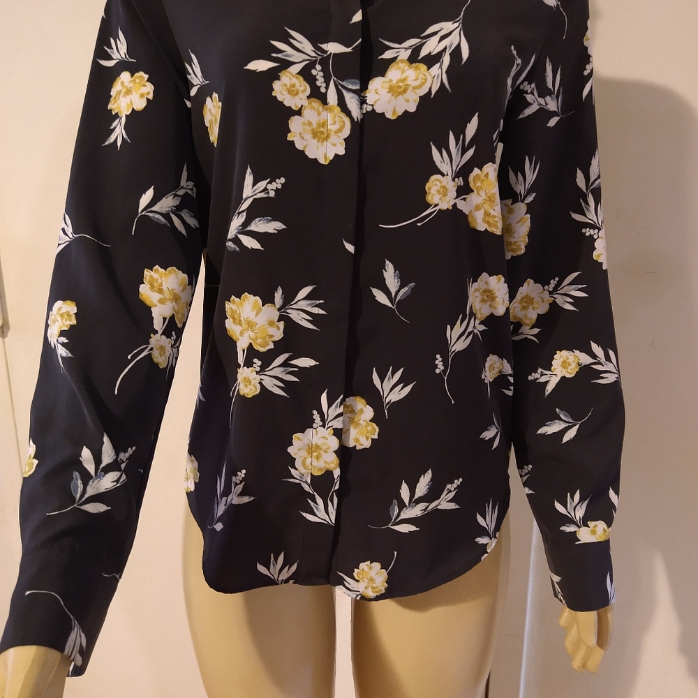 H&m.  Florals blouse
